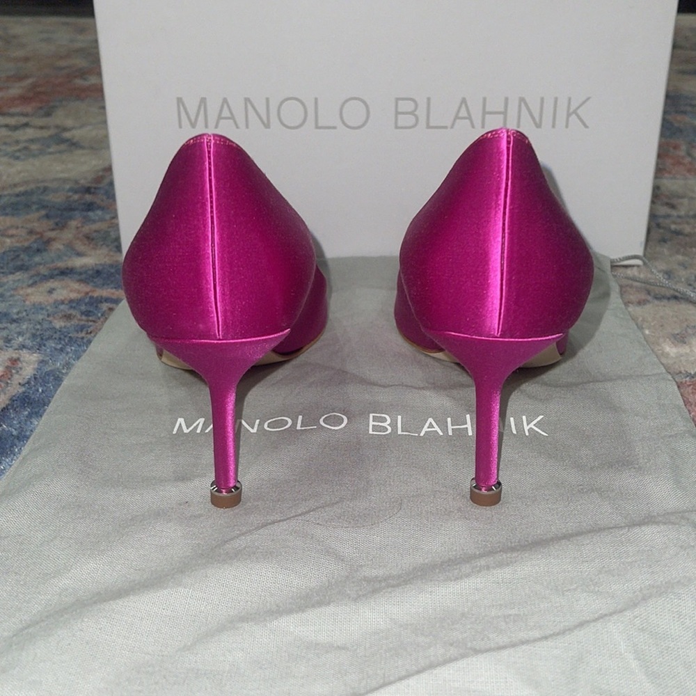 ‼️$1200 MANOLO NEW‼️STEAL‼️HOST PICK‼️ - Picture 8 of 10